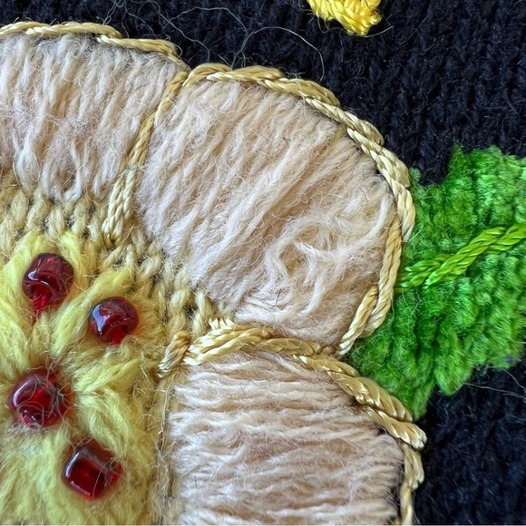 VTG Storybook Knits Holiday Floral Cardigan Sweater Embellished Black Gold Large - Picture 16 of 16